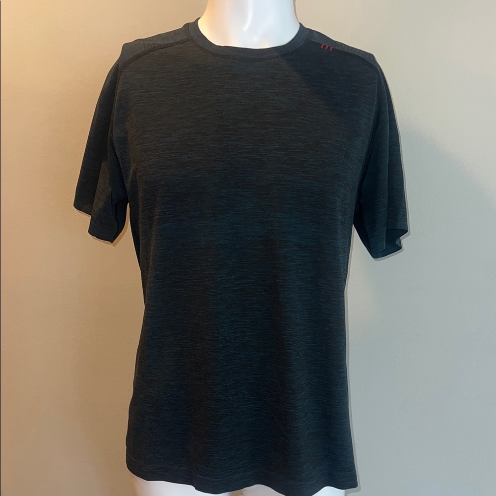 lululemon athletica Charcoal Short Sleeve Tee